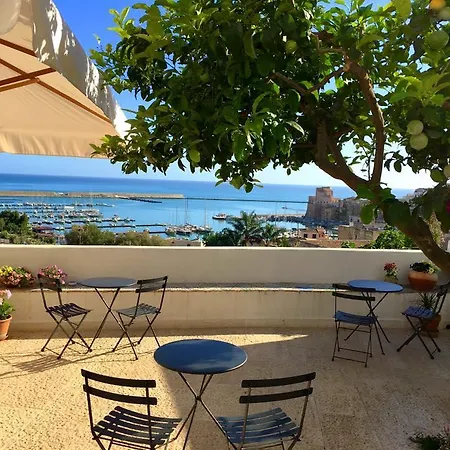 Santina Castellammare del Golfo